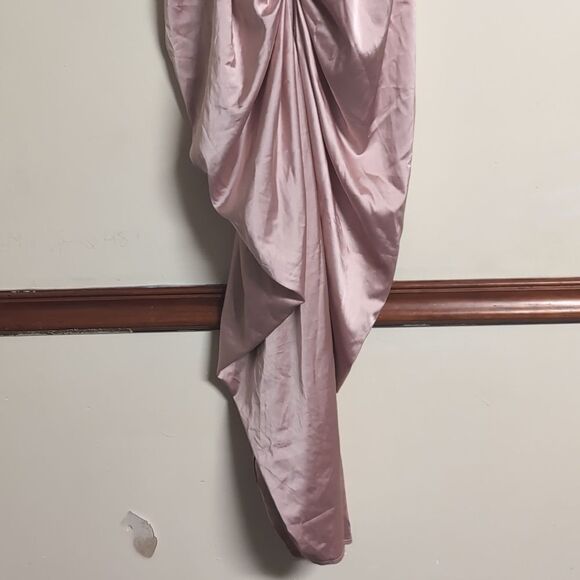 PrettyLittle‎ Thing Rose Pink Satin Cowl Strap Midi Dress Size 12 - Picture 9 of 14
